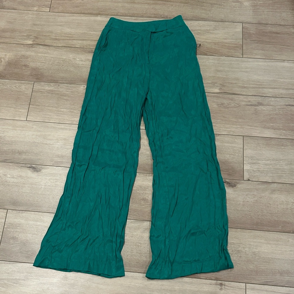 NWT BOA. Palazzo Green Trouser Pants